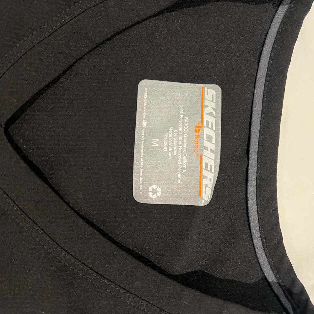 Skechers Black Cargo scrubs - Picture 3 of 8